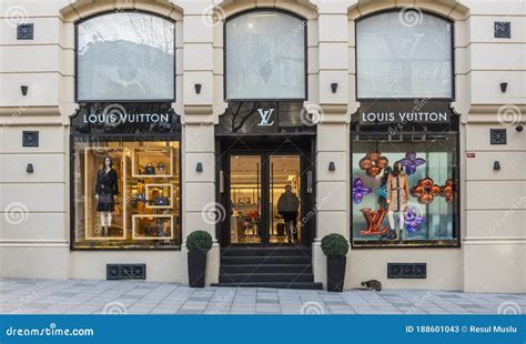 lv turkiye fiyatlari|Louis Vuitton Istanbul Nisantasi store, Turkey.